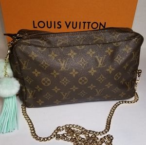 Louis Vuitton Monogram True Strike wallet